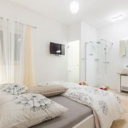 Ferienwohnung Dalmata Lounge Starigrad Paklenica Exterior foto