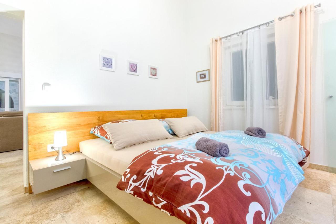 Ferienwohnung Dalmata Lounge Starigrad Paklenica Exterior foto