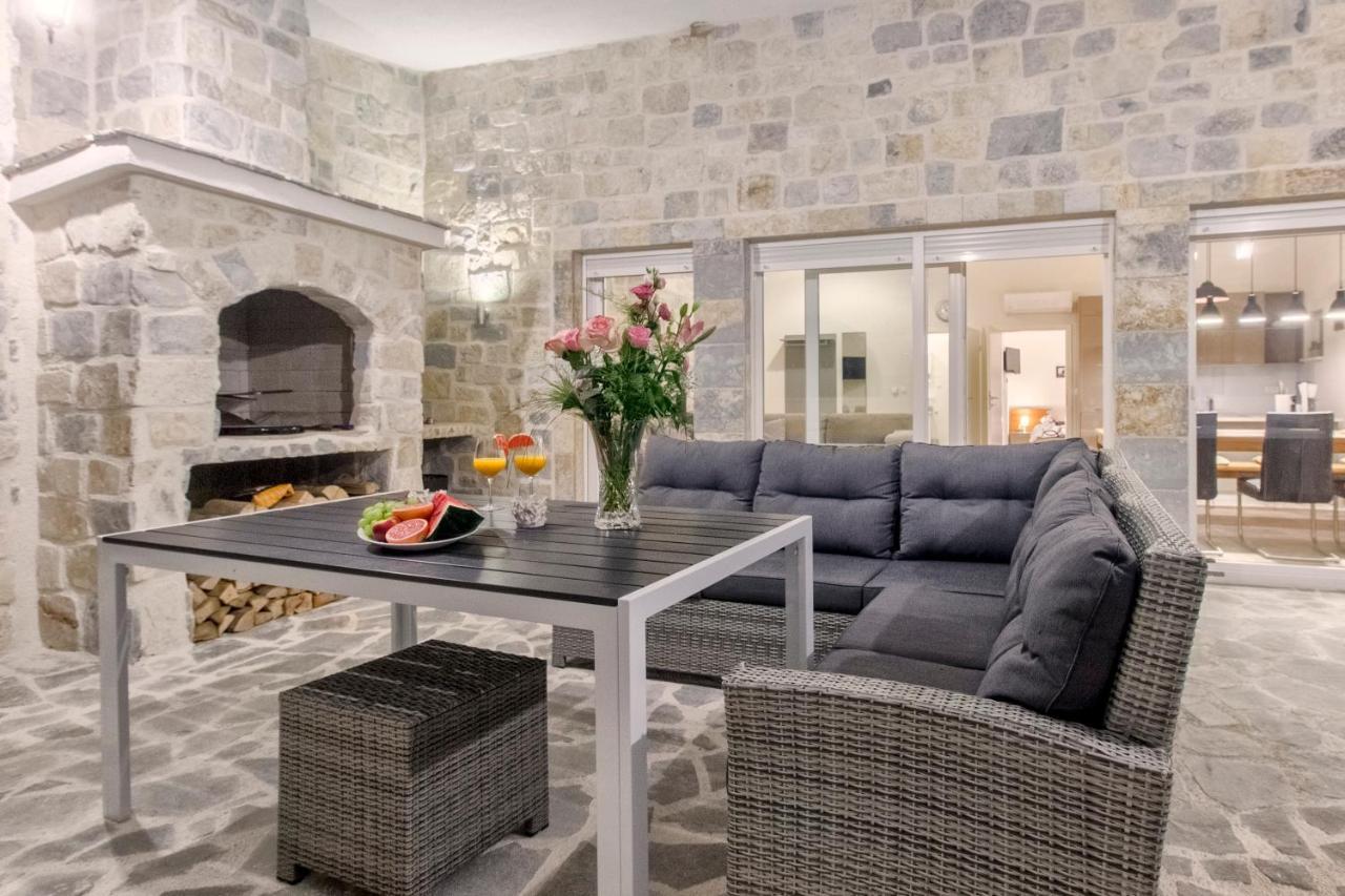 Ferienwohnung Dalmata Lounge Starigrad Paklenica Exterior foto